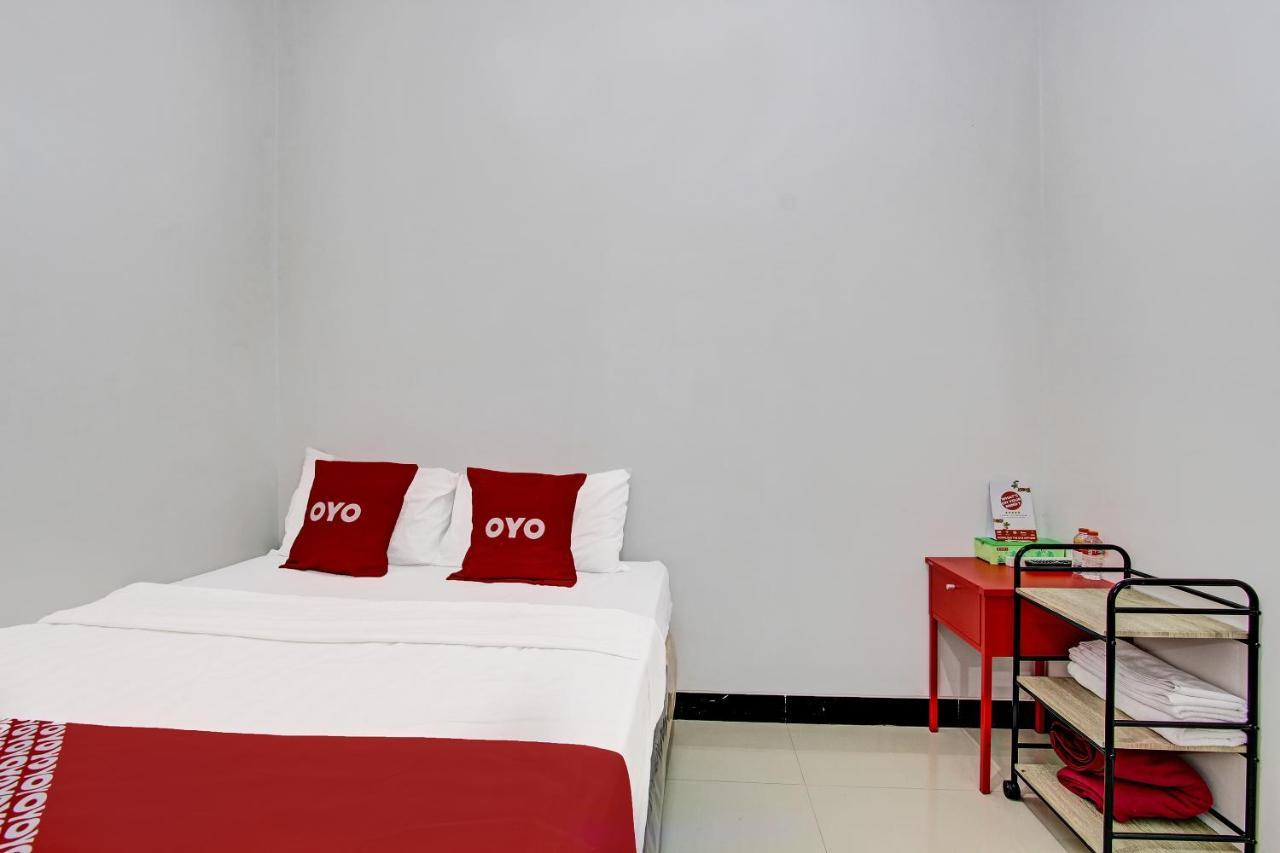 Oyo 91729 Griya Monjari Surakarta (Solo)